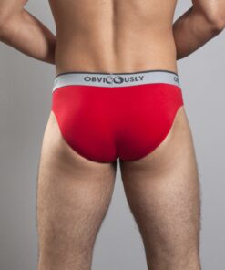 Rød anatomisk bambus hipster underbukser – bagfra med fokus på komfort og bevægelsesfrihed - Obviously Core